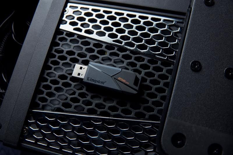 Флеш-накопичувач USB3.2 256GB Kingston DataTraveler Exodia Onyx (DTXON/256GB) 451832 фото