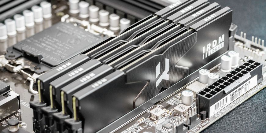 Модуль пам`ятi DDR5 2x16GB/6400 Goodram IRDM Black (IR-6400D564L32S/32GDC) 479608 фото